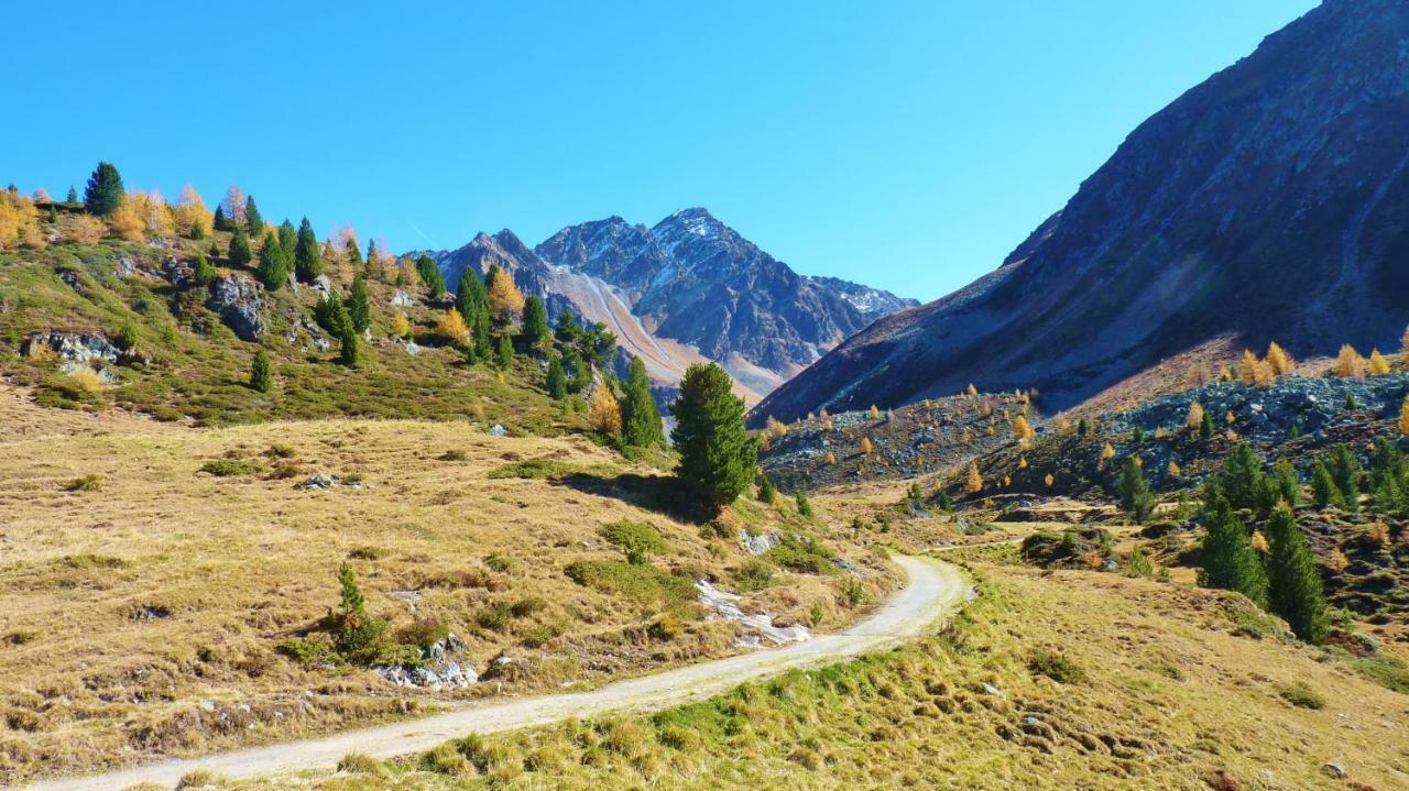 B&B Villa Stelvio Santa Maria Val Müstair Bagian luar foto